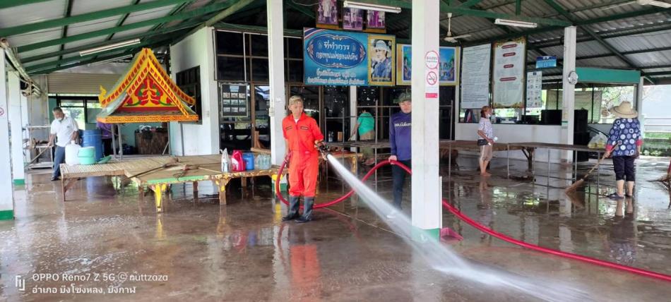 งานป้องกันและบรรเทาสาธารณภัย เทศบาลตำบลบึงโขงหลง  - นำรถบรรทุกน้ำดับเพลิง เอนกประสงค์ ฉีดล้างบริเวณศาลากลางบ้านบึงโขงหลง หมู่ที่ 12 ต.บึงโขงหลง - กำจัดวัชพืช บริเวณสถานีสูบน้ำ เทศบาลตำบลบึงโขงหลง