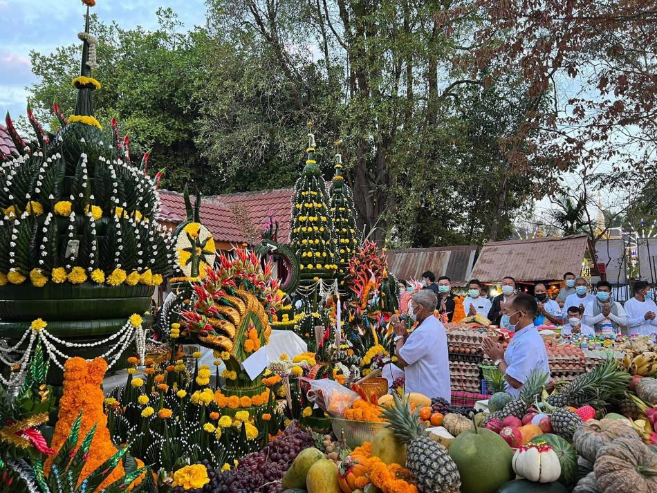 วันศุกร์ ที่ 4 กุมภาพันธ์ 2565  (ขึ้น 3 ค่ำ เดือน 3 ปีขาล) ประเพณีของชาวอำเภอบึงโขงหลง ทำพิธีบวงสรวงเจ้าปู่อือลือนาคราช และเททองหล่อรูปเหมือนเจ้าปู่อือลือนาคราช ณ ตำหนักเจ้าปู่อือลือนาคราช อำเภอบึงโขงหลง จังหวัดบึงกาฬ