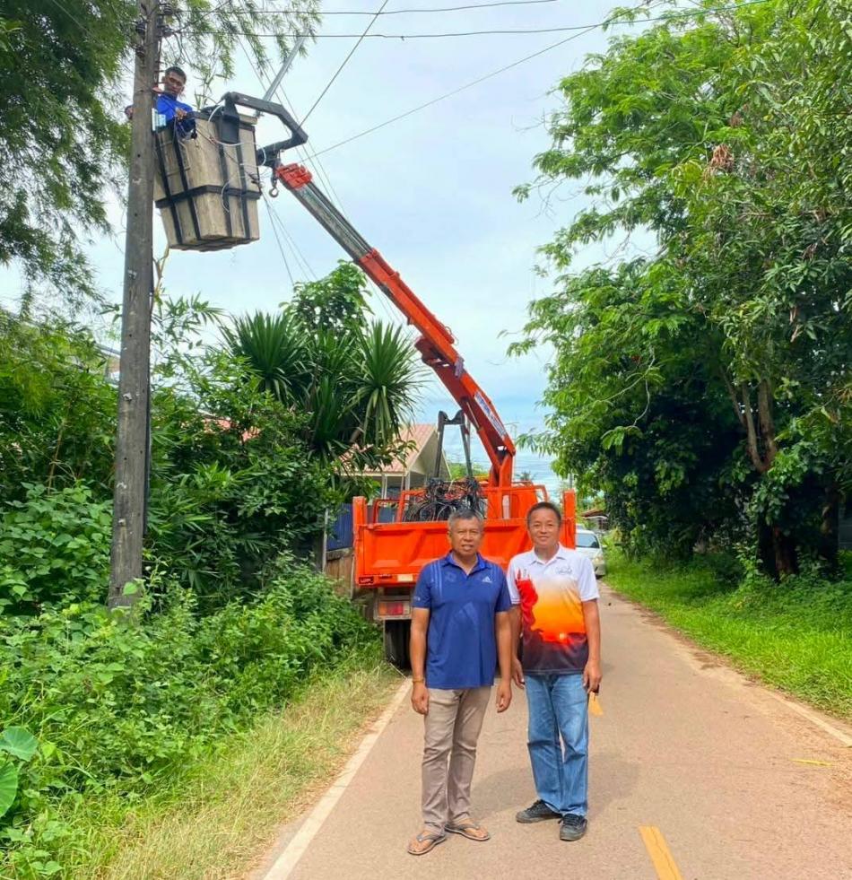ซ่อมแซมไฟฟ้าส่องสว่าง และเพิ่มหลอดไฟตามจุดที่แสงสว่างไม่เพียงพอบริเวณบ้านโพธิ์หมากแข้ง หมู่ 1 ต.โพธิ์หมากแข้ง