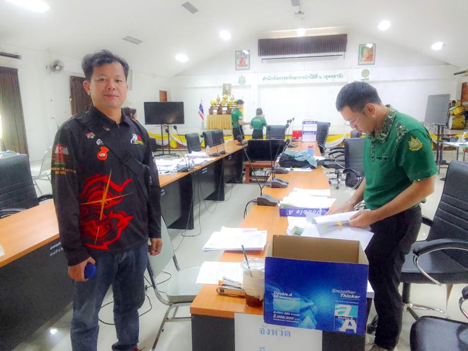 วันพุธ ที่ 20 สิงหาคม 2568 นายกเก่ง วิทยา ภารจรัส นายกเทศมนตรีตำบลบึงโขงหลง มอบหมายให้ นายยุทธพงษ์ สายสิงห์ ผู้อำนวยการกองช่าง นายธรรมรัตน์ หลวงโภชน์ นิติกรชำนาญพิเศษ ยื่นเอกสารคำขออนุญาตใช้ประโยชน์ในพื้นที่ป่า ณ สำนักงานจัดการทรัพยากรป่าไม้ที่ 6 (อุดรธานี)