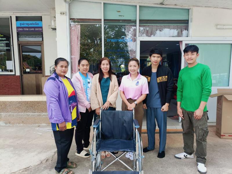 วันพฤหัสบดี ที่ 6 กุมภาพันธ์ พ.ศ. 2568 นายวิทยา ภารจรัส นายกเทศมนตรีตำบลบึงโขงหลง มอบหมายให้นางบุญรักษ์  หนึ่งชนะ ผู้อำนวยการกองสวัสดิการสังคม รับมอบรถเข็น (วีลแชร์) จากศูนย์กายภาพบำบัดโรงพยาบาลบึงโขงหลง จำนวน 1 คัน เพื่อไว้สำหรับบริการผู้พิการที่มาติดต่อราชการทางเทศบาลตำบลบึงโขงหลง 